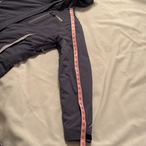 SPYDER Axis ski/snowboard jacket, no size tag see Measurements - Picture 12 of 15